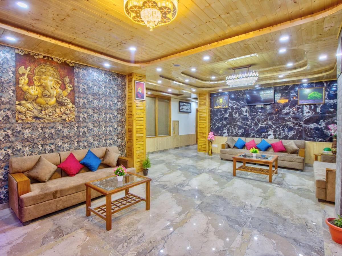 Отель Swastik Grand Manali Экстерьер фото