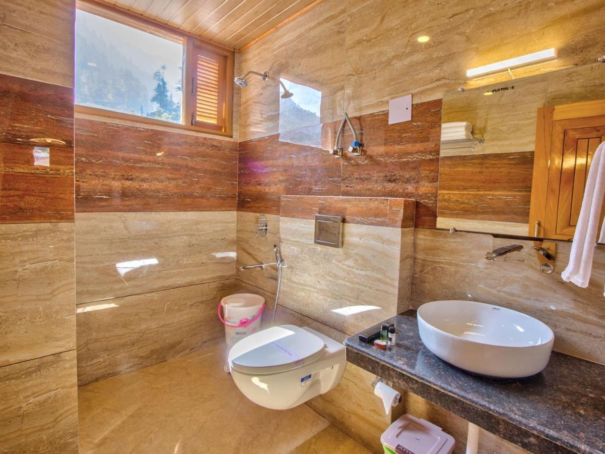 Отель Swastik Grand Manali Экстерьер фото